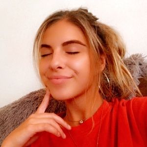 Meet your Posher, Mackenzie